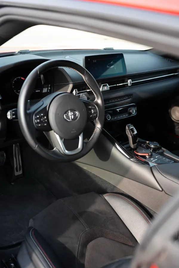 2022 Toyota Supra 3.0T 340HP L6 8AT,autocango,china used car exporter,china ev exporter,chinese used car exporter,chinese used ev exporter