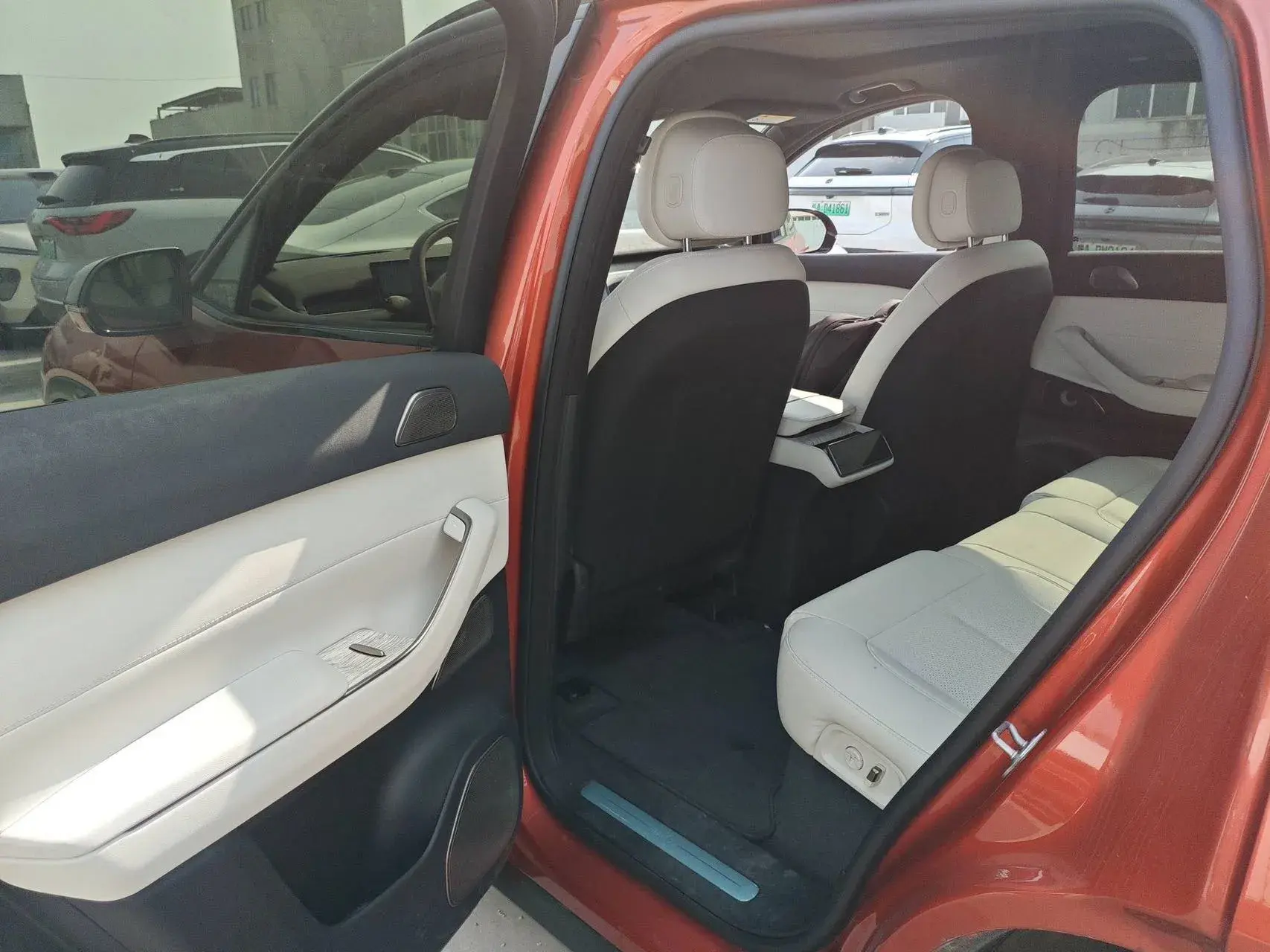 2022 NIO ES7 thumbnail 3