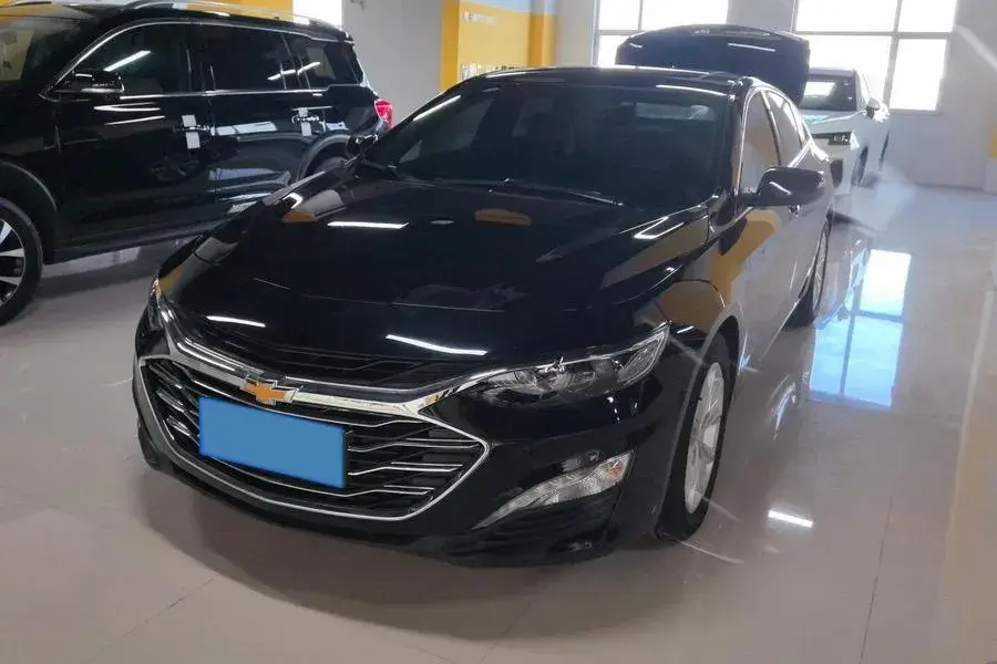 2020 CHEVROLET MALIBU view 1