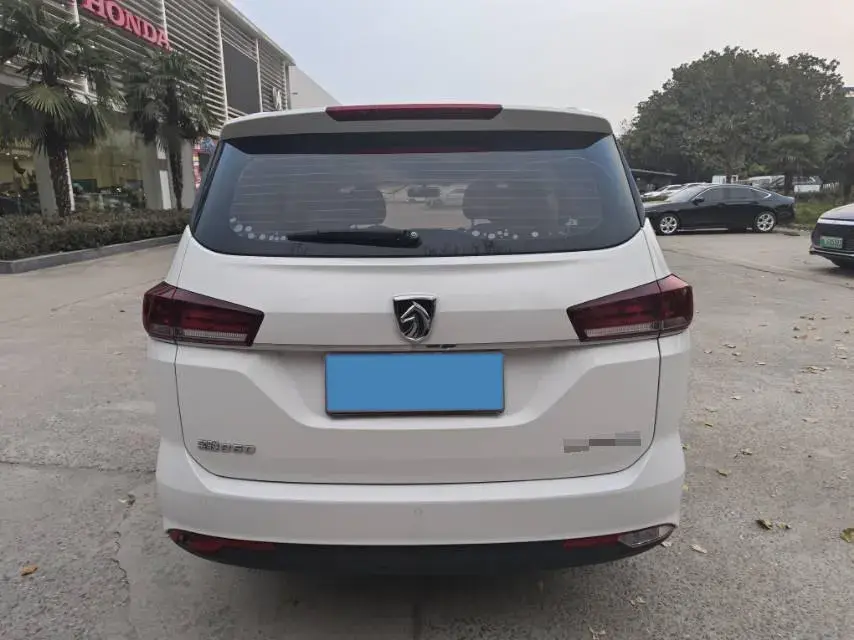 2018 BAOJUN 360 thumbnail 4