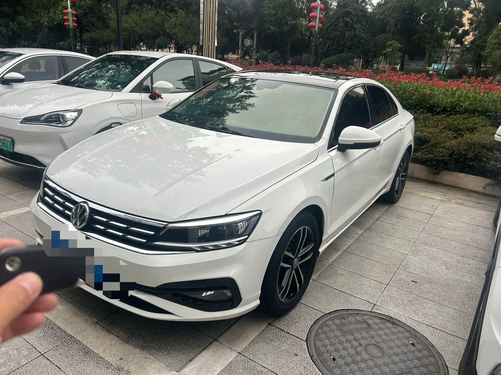 2019 VOLKSWAGEN LAMANDO view 1