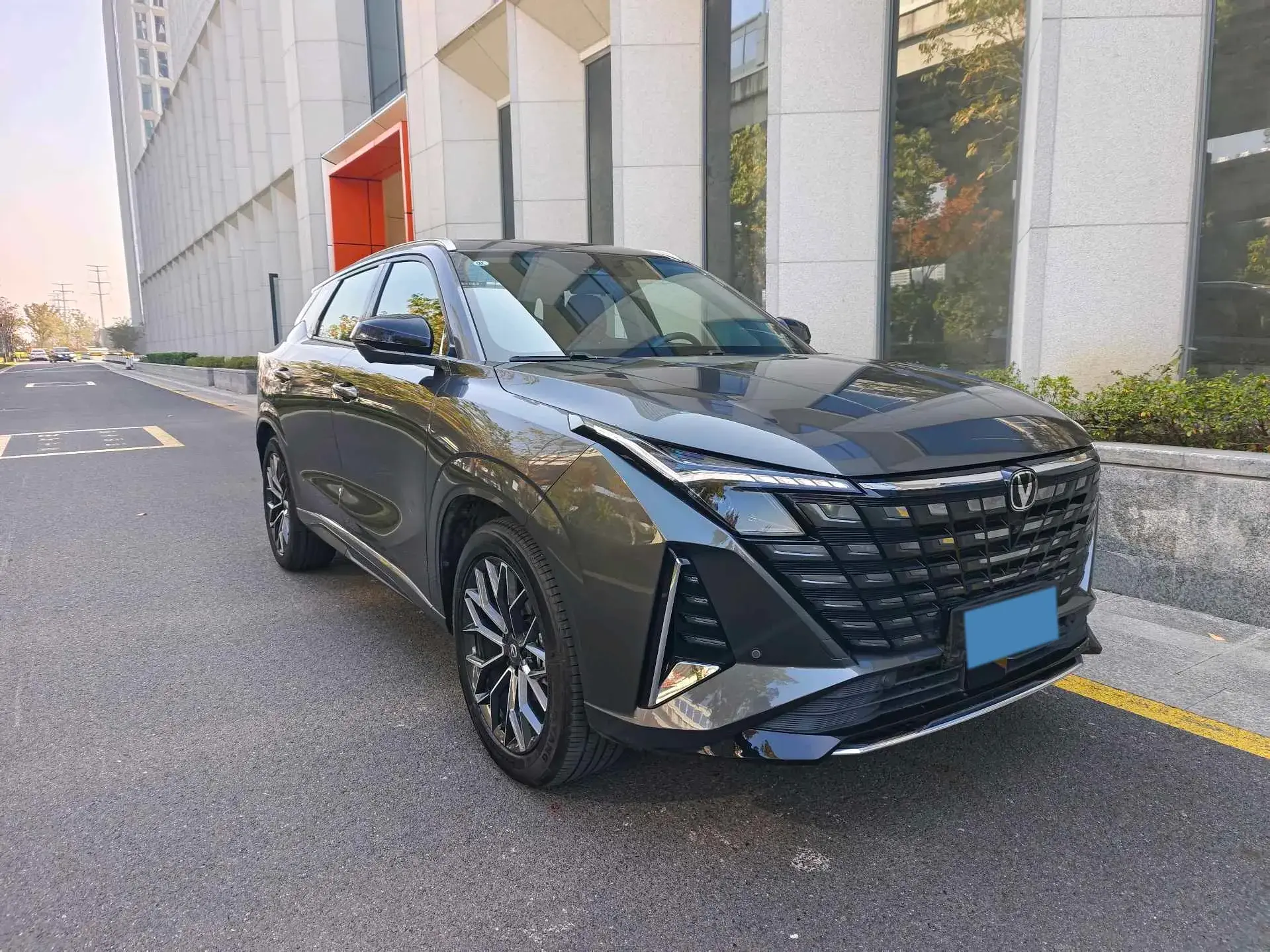 2025 CHANGAN UNI-Z thumbnail 3