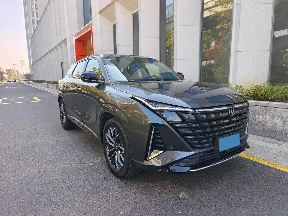 2025 ChangAn UNI-Z 1.5T 188HP L4 7DCT,autocango,china used car exporter,china ev exporter,chinese used car exporter,chinese used ev exporter