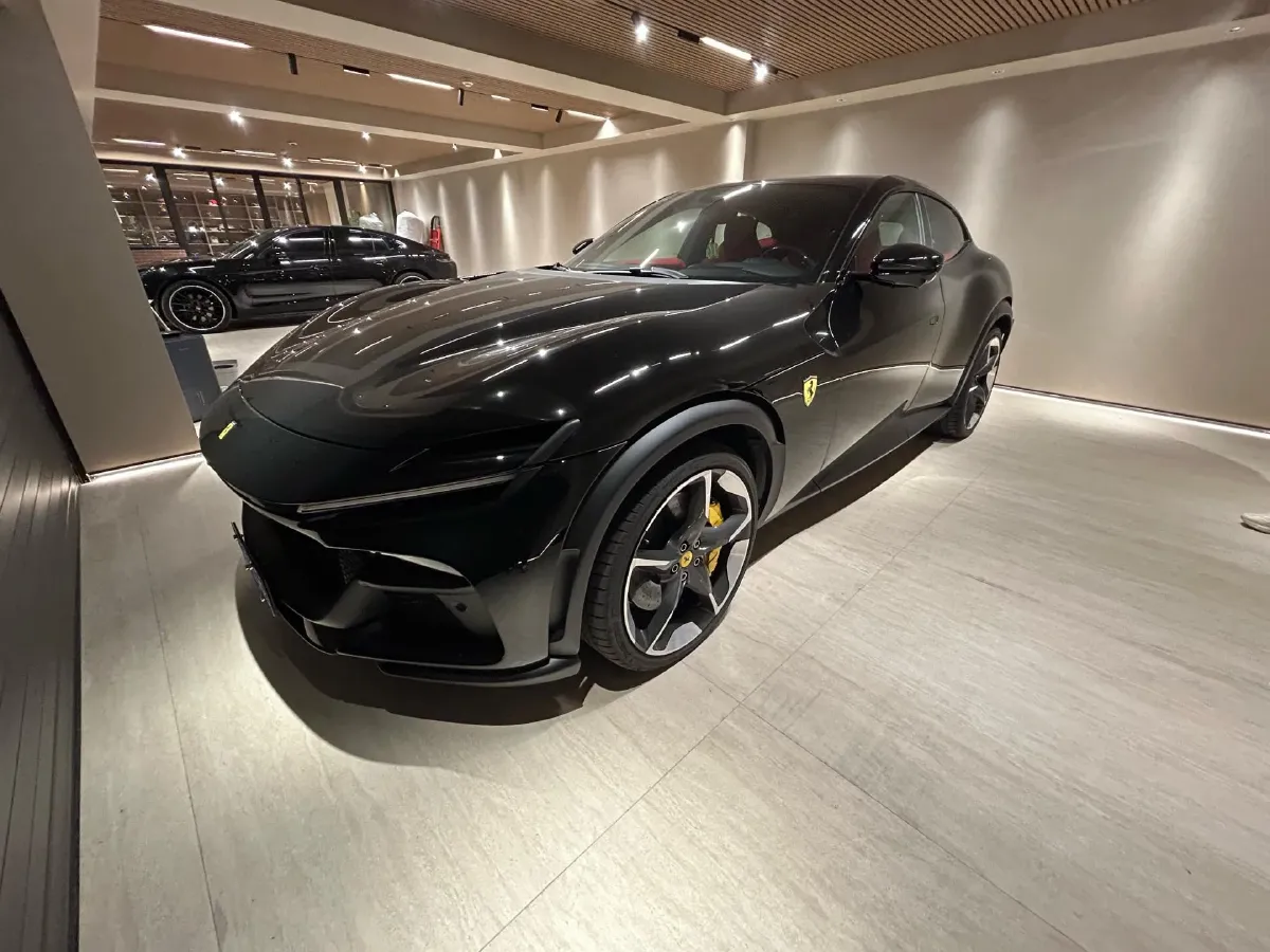 2023 Ferrari Purosangue 6.5L 725HP V12 8DCT,autocango,china used car exporter,china ev exporter,chinese used car exporter,chinese used ev exporter