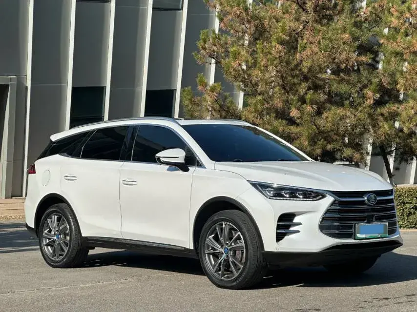 2018 BYD TANG thumbnail 3