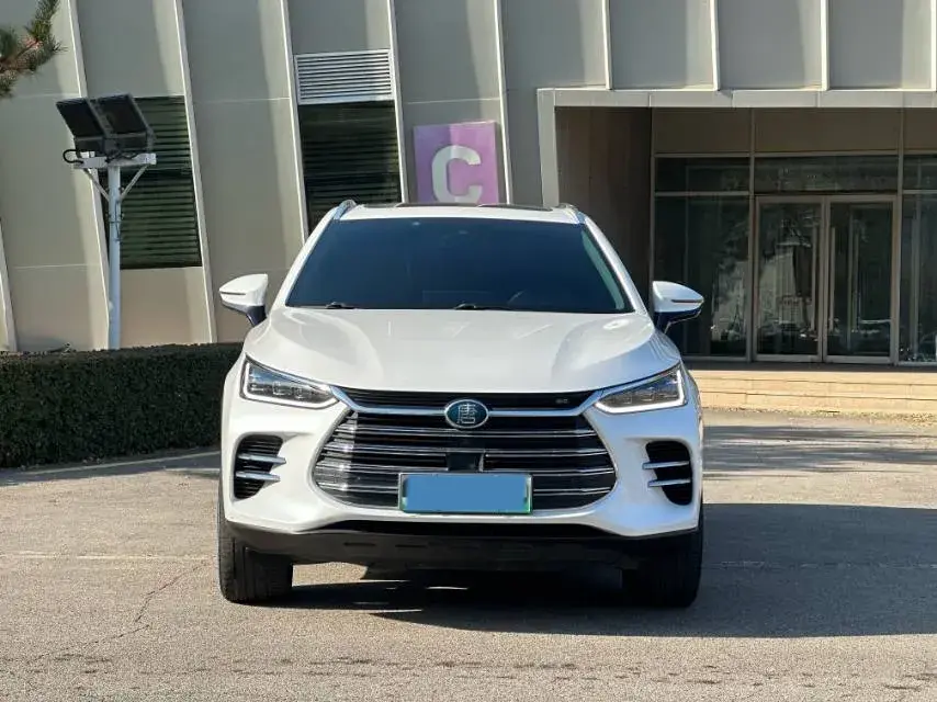 2018 BYD TANG thumbnail 2