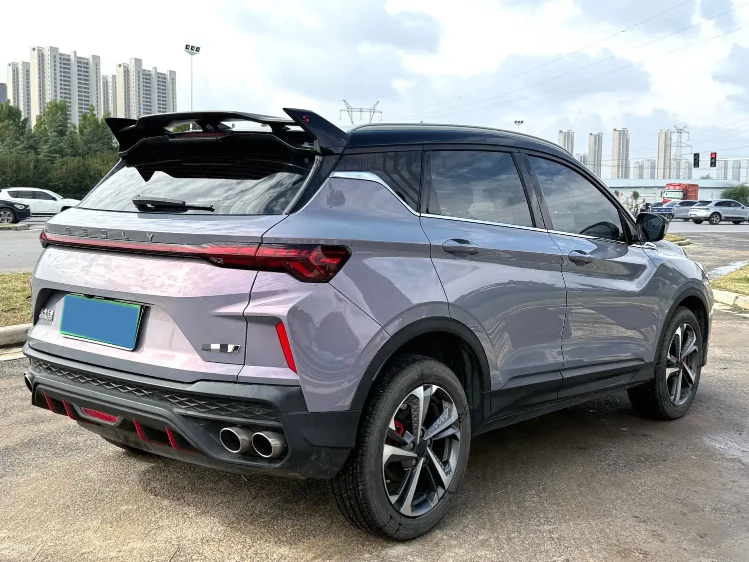 2023 GEELY COOLRAY thumbnail 4