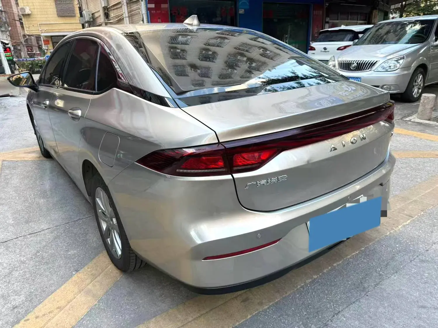 2023 AION S thumbnail 3