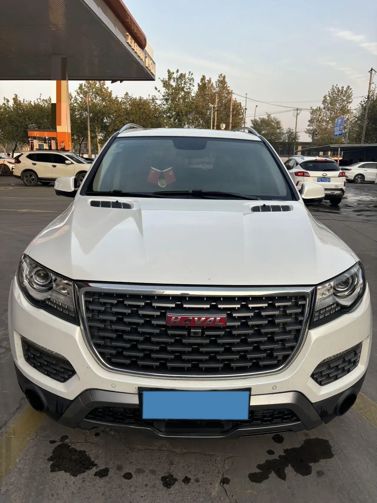 2017 HAVAL H8 thumbnail 3