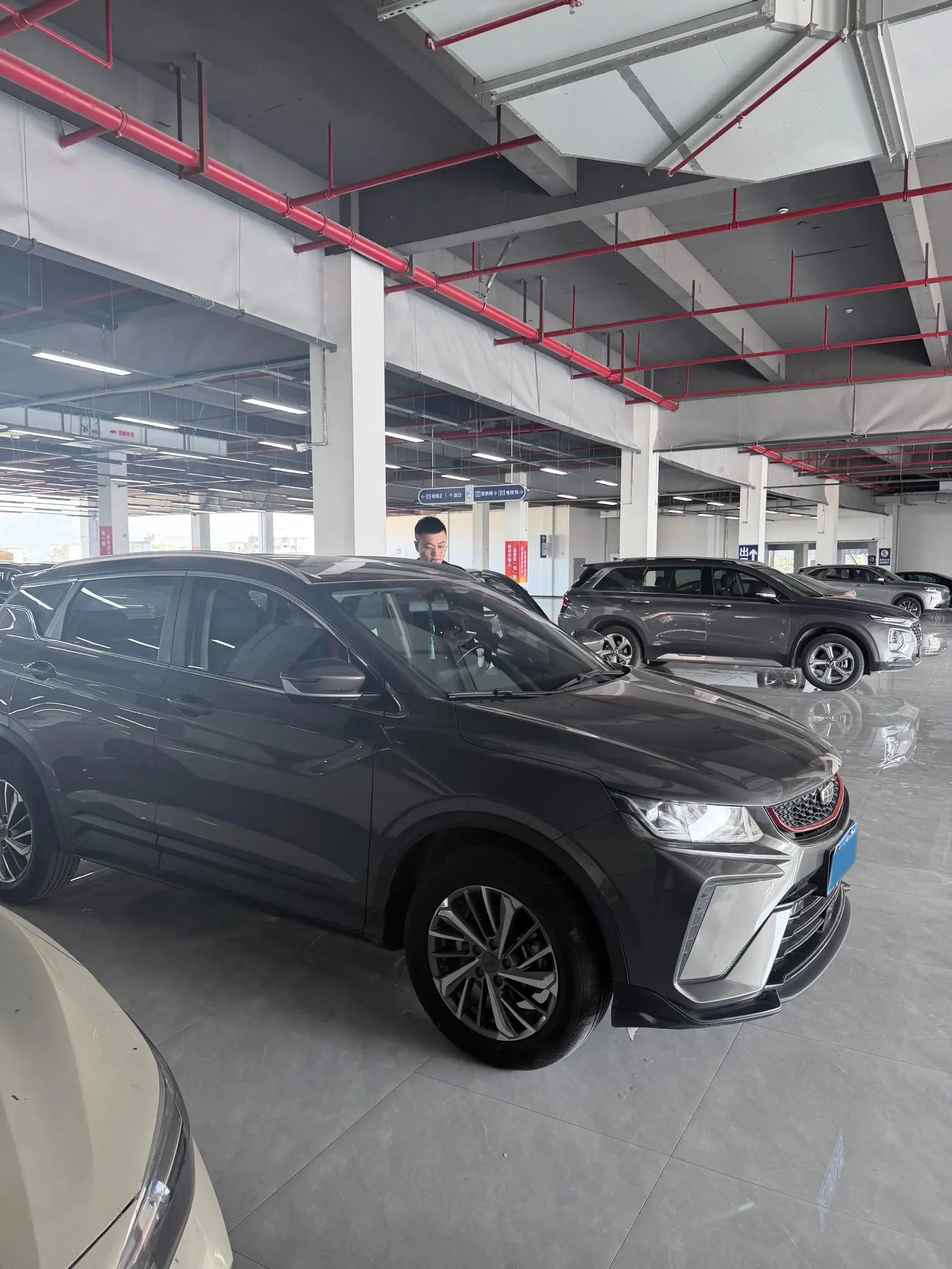 2021 GEELY COOLRAY thumbnail 3