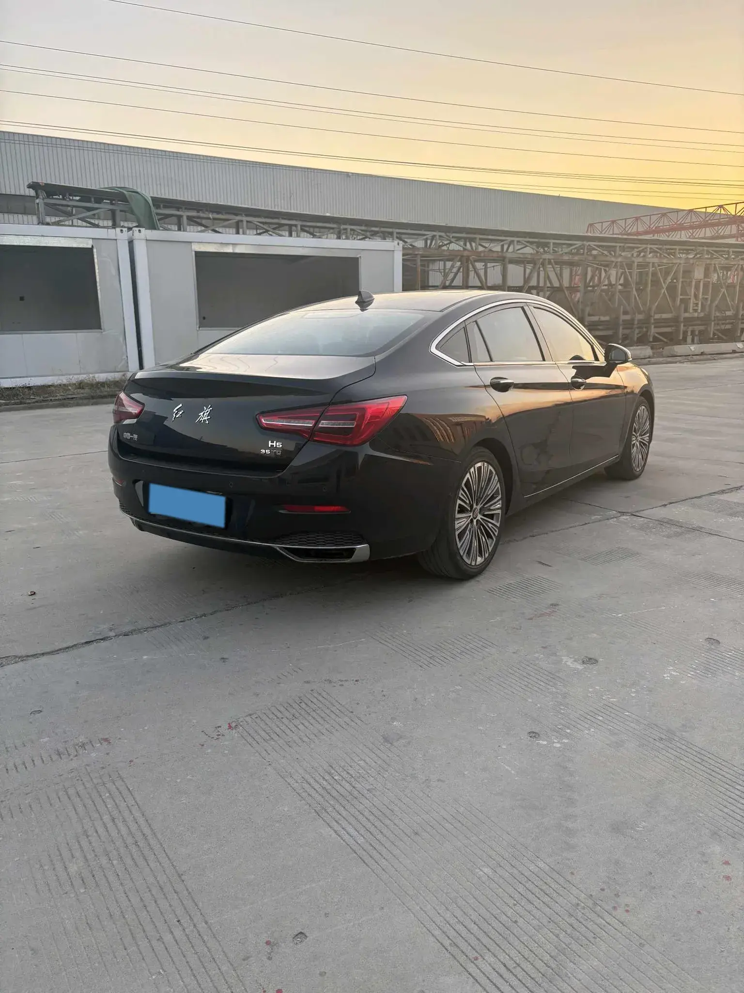 2020 HONGQI H5 thumbnail 2