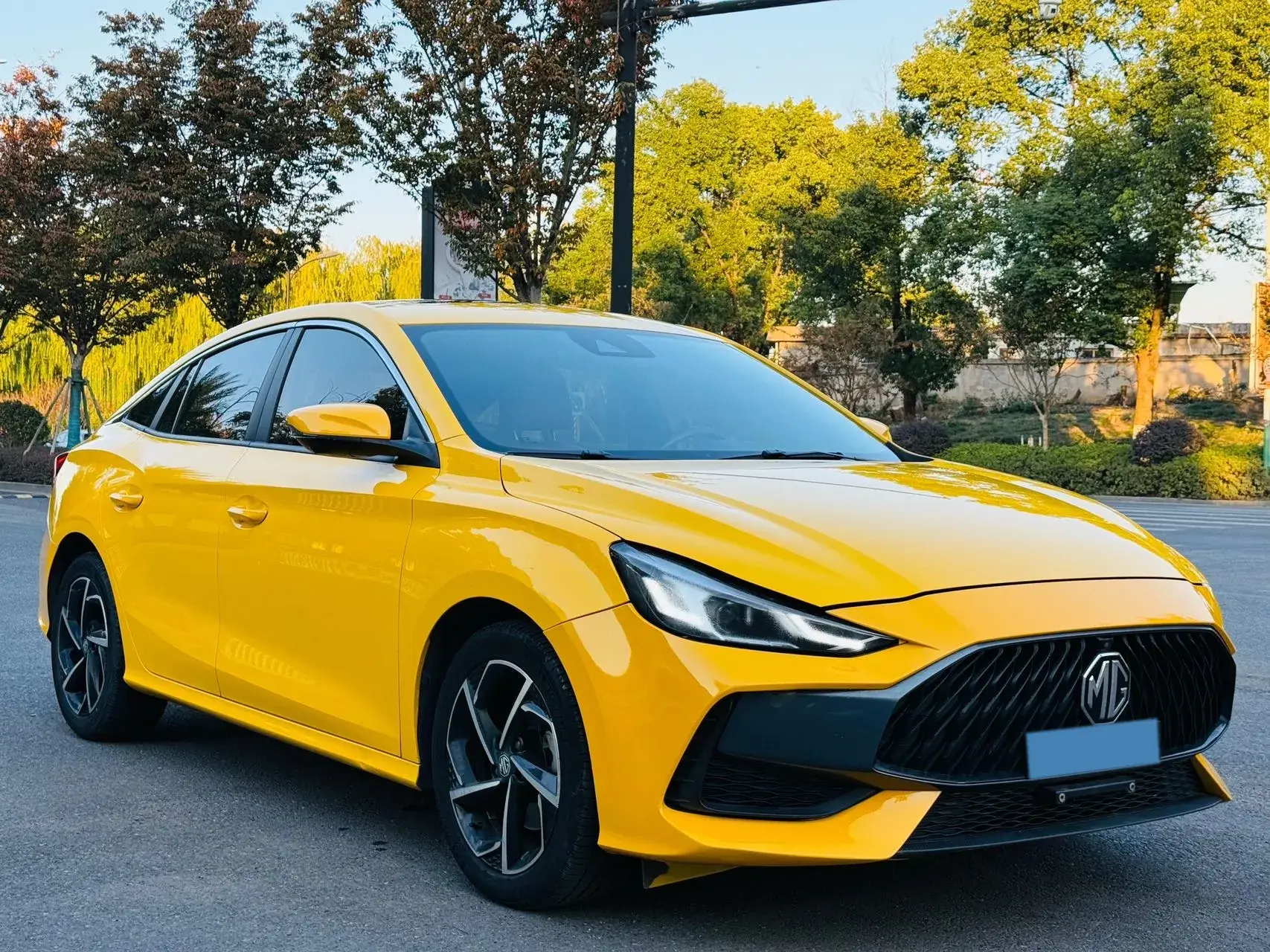 2021 MG 5 thumbnail 3