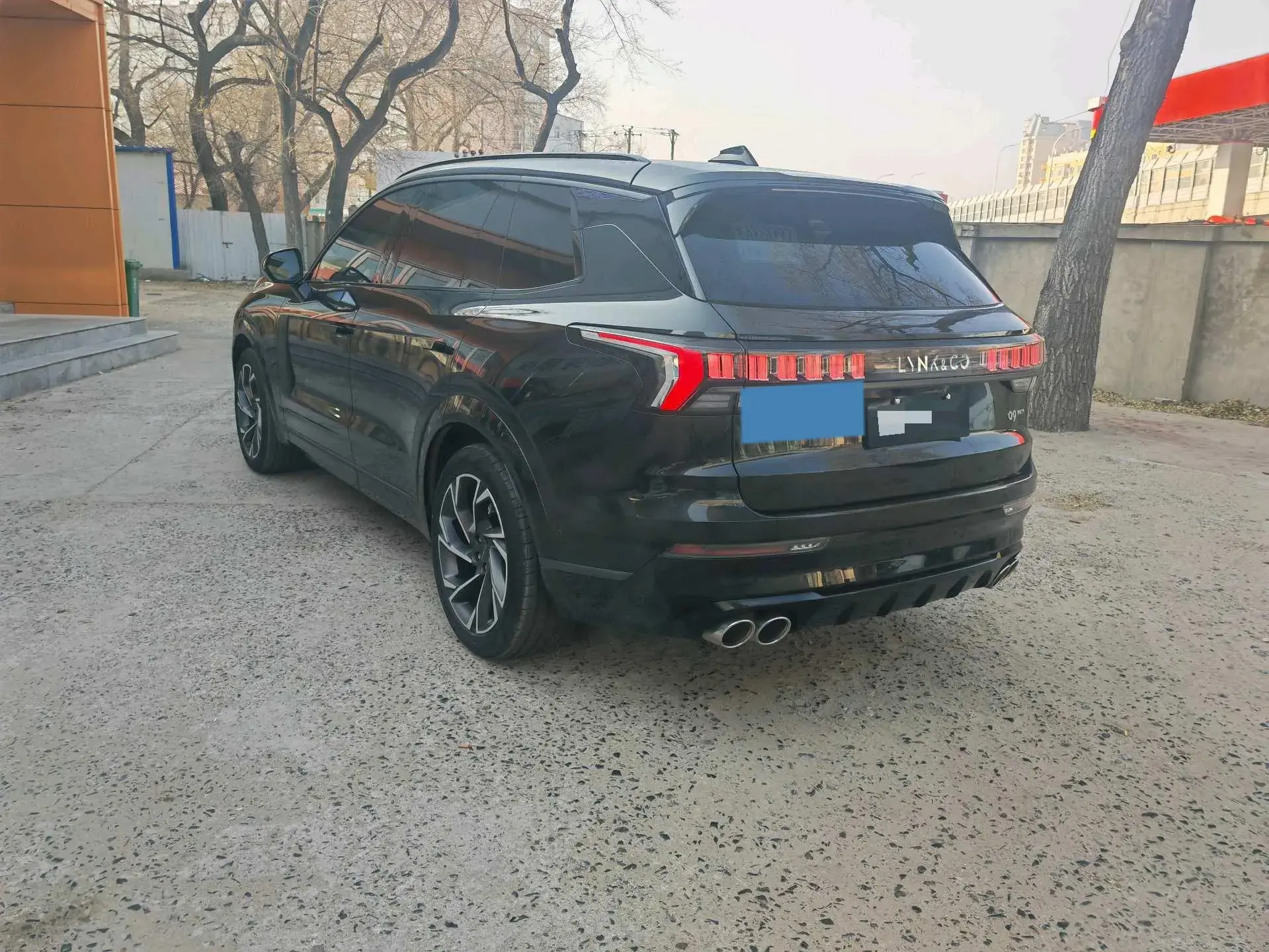 2021 LYNK&CO 09 thumbnail 3