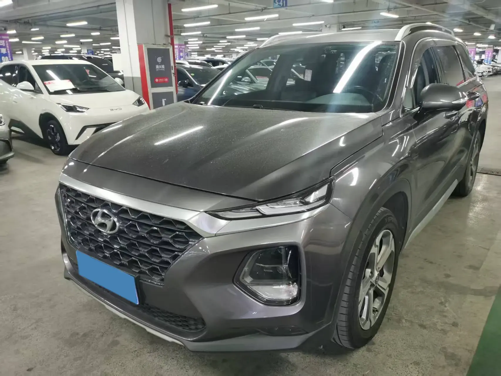 2019 HYUNDAI SANTAFE view 1