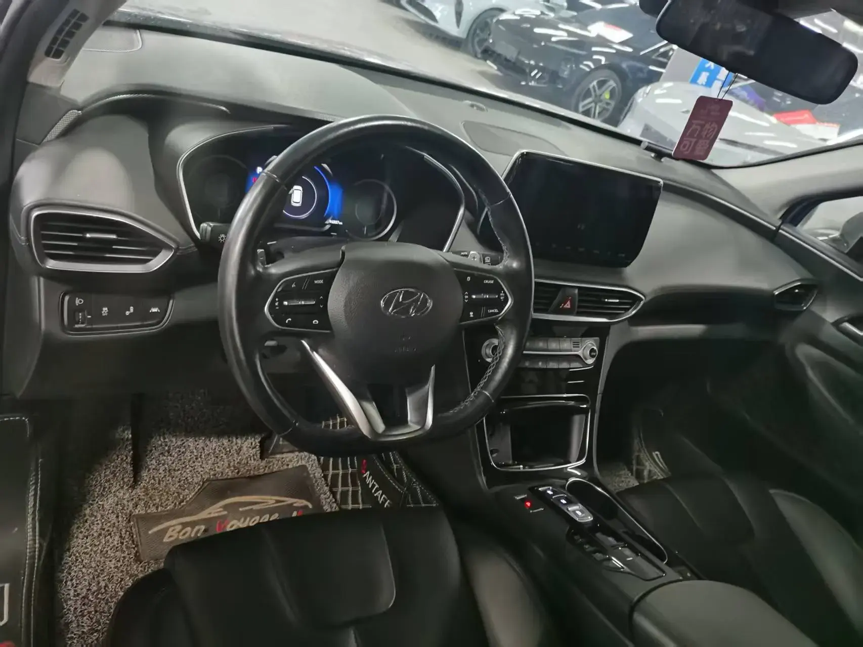 2019 HYUNDAI SANTAFE thumbnail 4