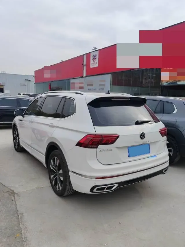 2024 Volkswagen Tiguan L 2.0T 186HP L4 7DCT,autocango,china used car exporter,china ev exporter,chinese used car exporter,chinese used ev exporter