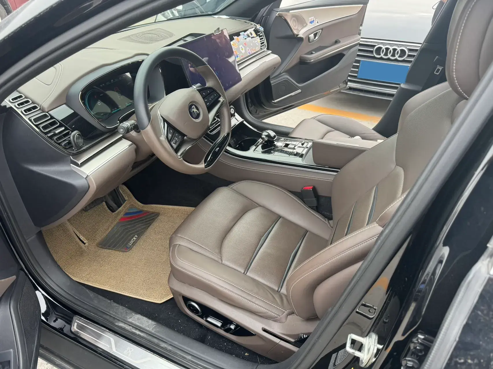 2020 BYD HAN thumbnail 3