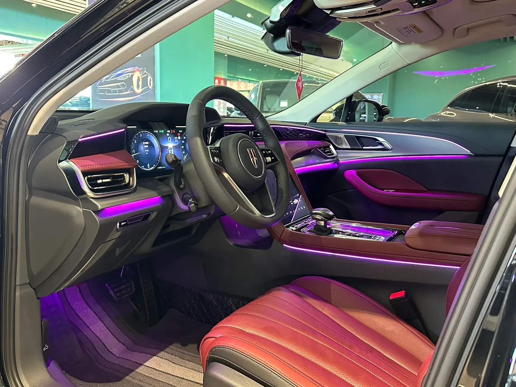 2024 HONGQI H5 thumbnail 4