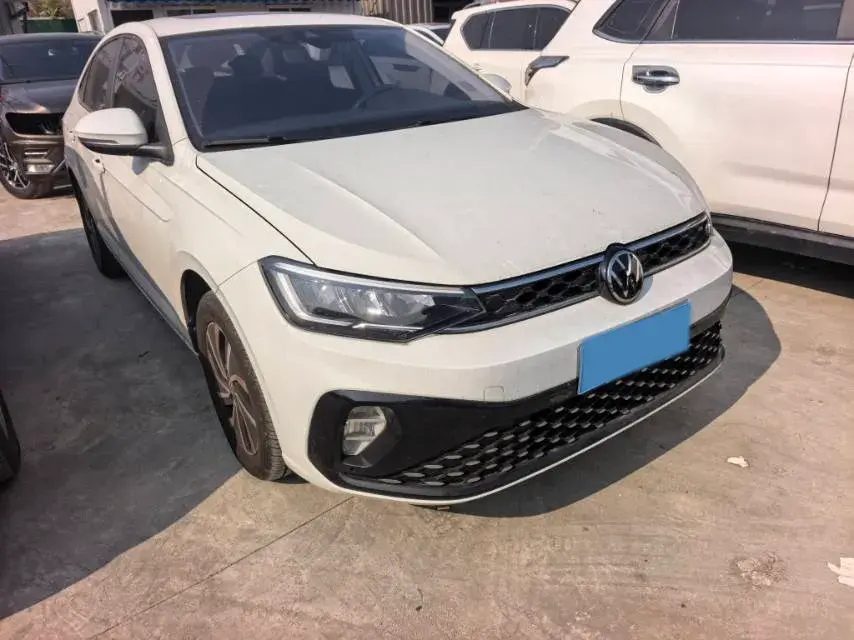 2025 VOLKSWAGEN LAVIDA thumbnail 3