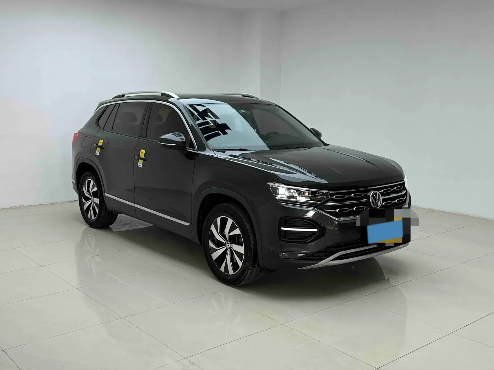 2019 VOLKSWAGEN TAYRON thumbnail 2