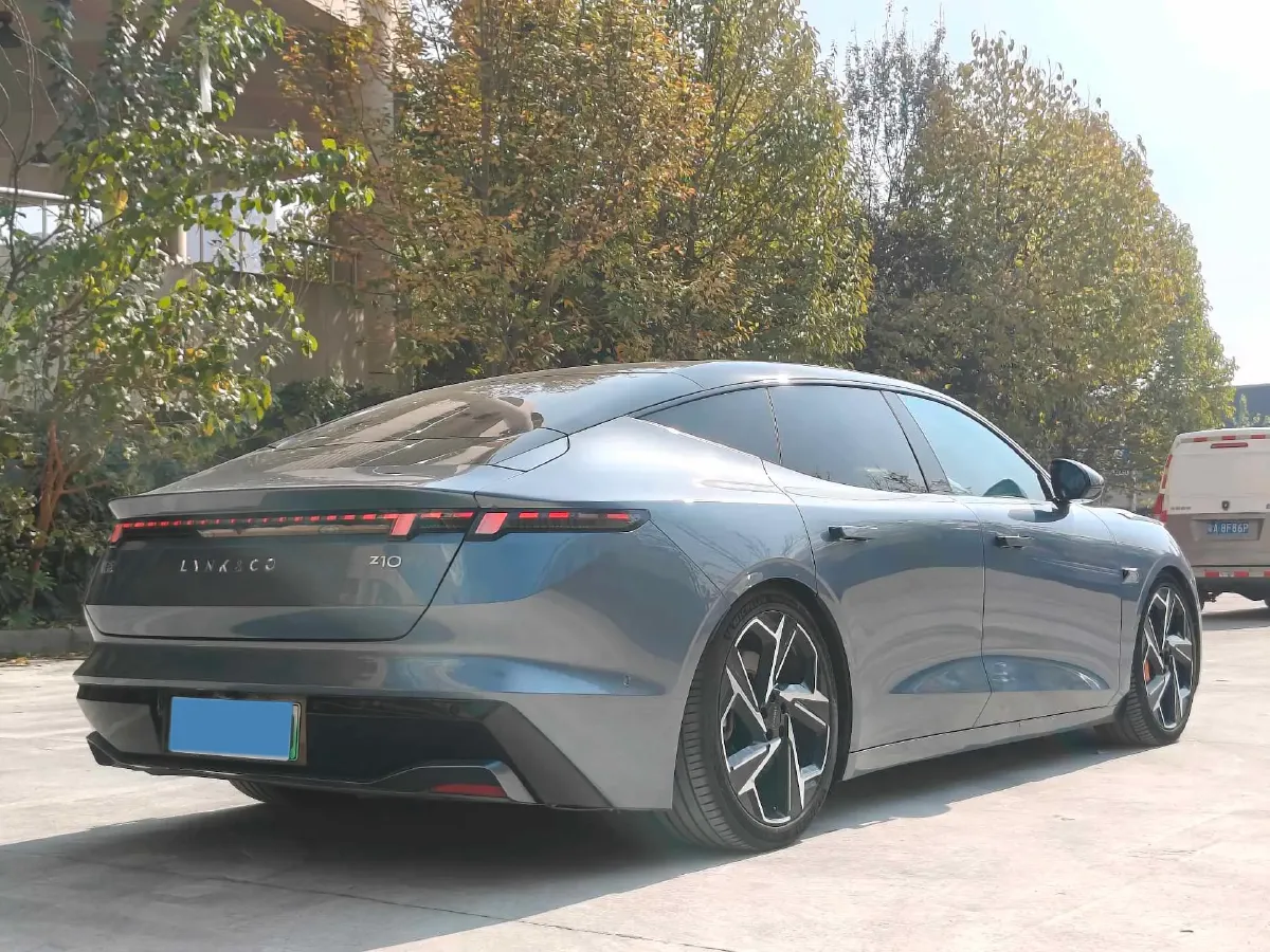 2024 LYNK&CO Z10 BEV 95KWH,autocango,china used car exporter,china ev exporter,chinese used car exporter,chinese used ev exporter