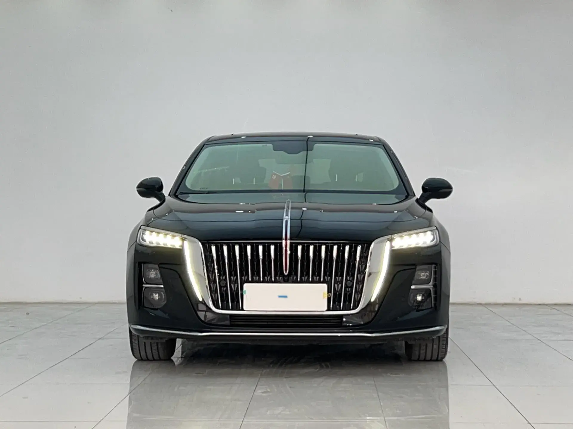 2022 HONGQI H5 thumbnail 2