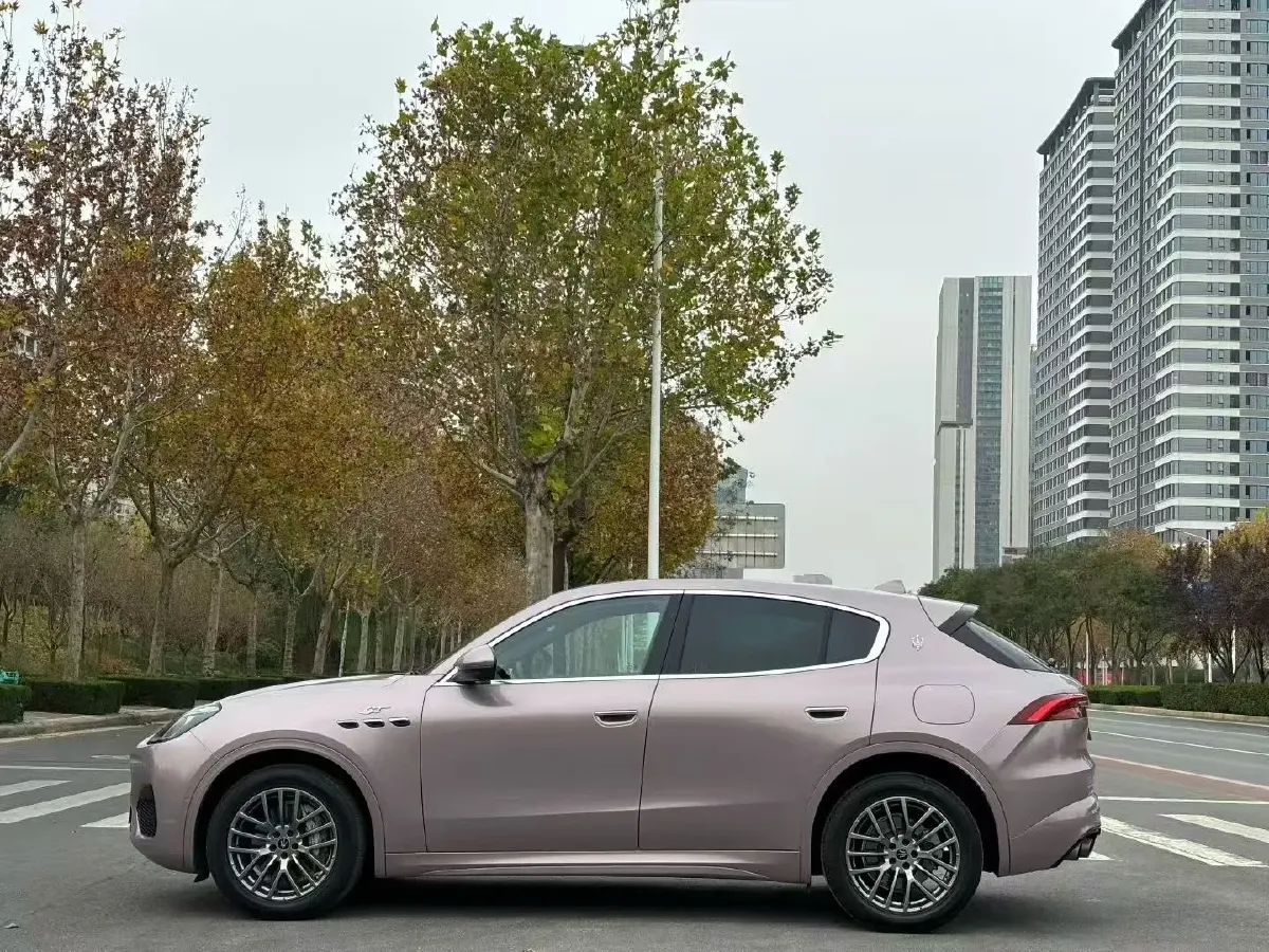 2023 Maserati Grecale 2.0T 300HP L4 8AT,autocango,china used car exporter,china ev exporter,chinese used car exporter,chinese used ev exporter