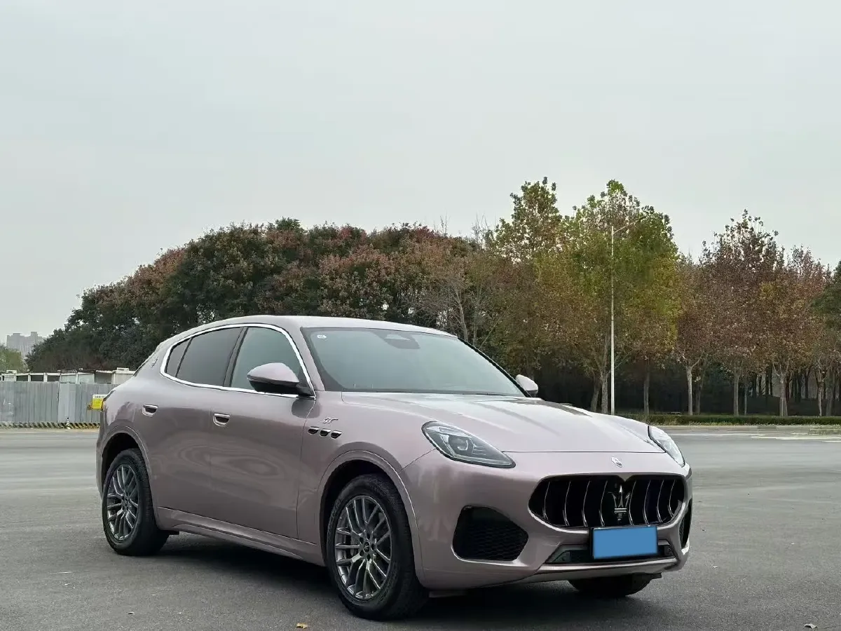 2023 Maserati Grecale 2.0T 300HP L4 8AT,autocango,china used car exporter,china ev exporter,chinese used car exporter,chinese used ev exporter