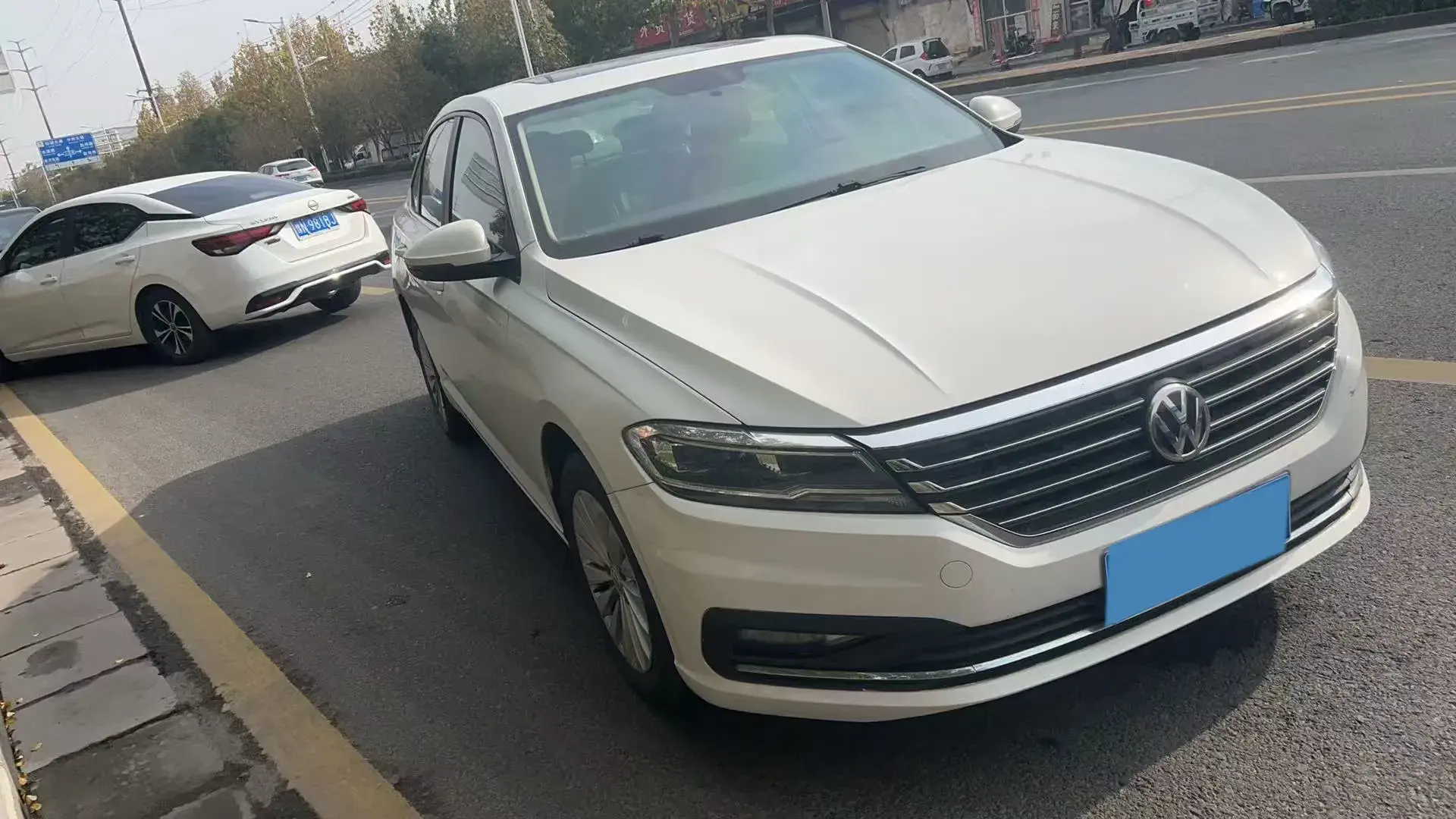 2018 VOLKSWAGEN LAVIDA thumbnail 4