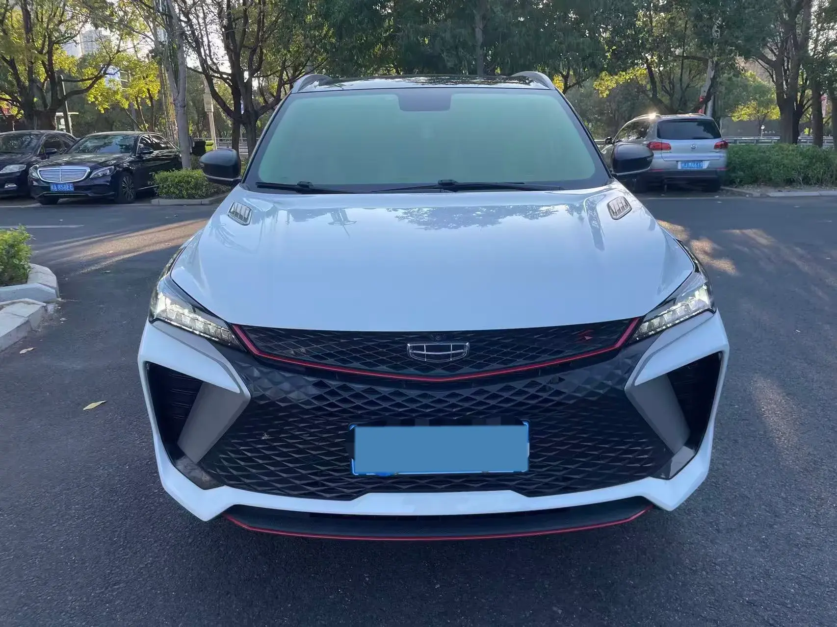 2023 GEELY COOLRAY thumbnail 4