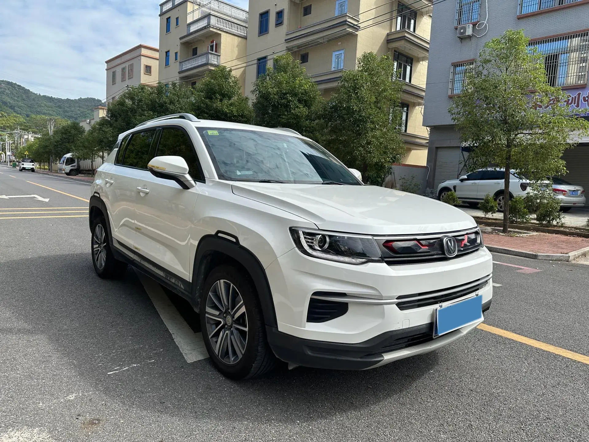 2019 CHANGAN CS35 thumbnail 3