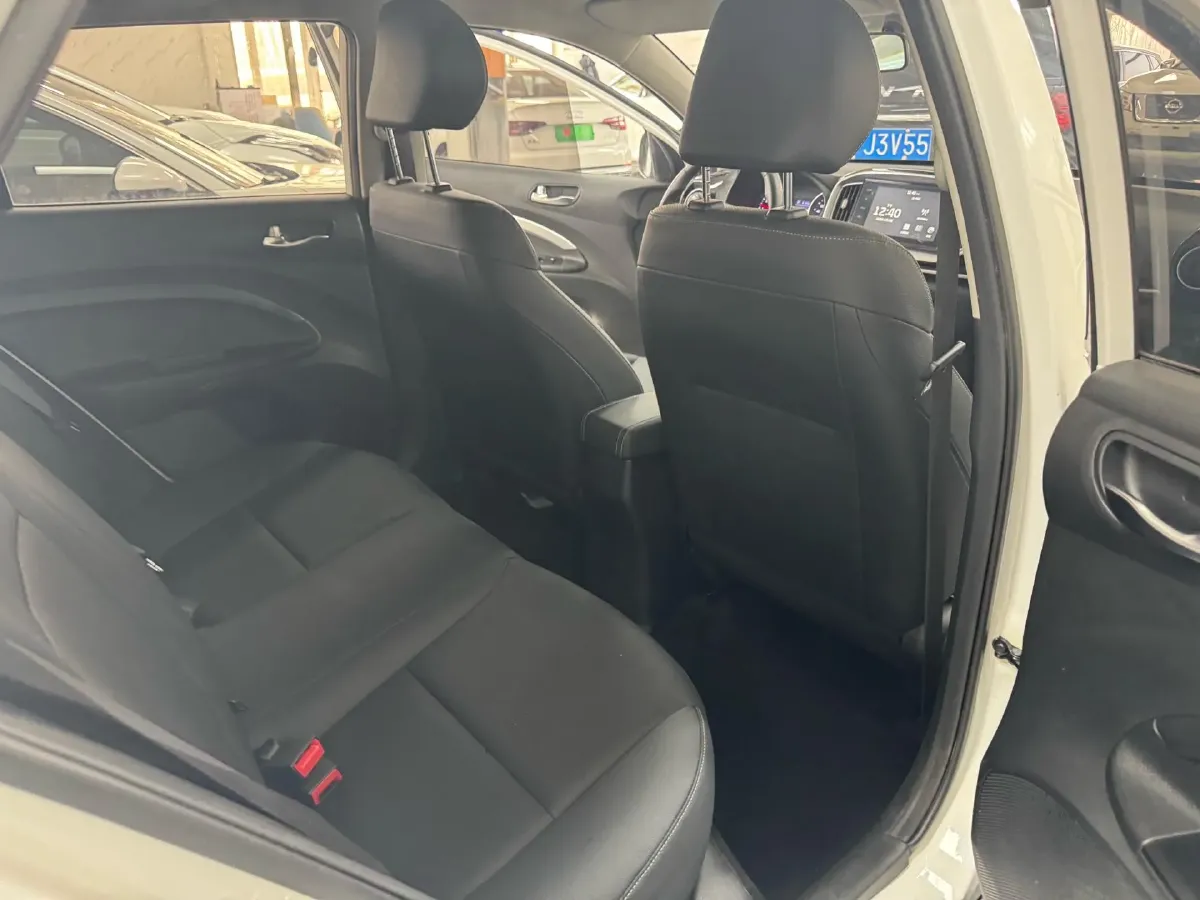 2021 Kia KX1 1.4L 100HP L4 6AT,autocango,china used car exporter,china ev exporter,chinese used car exporter,chinese used ev exporter