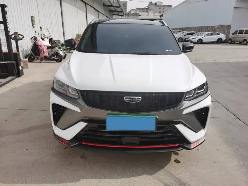 2023 GEELY COOLRAY thumbnail 2