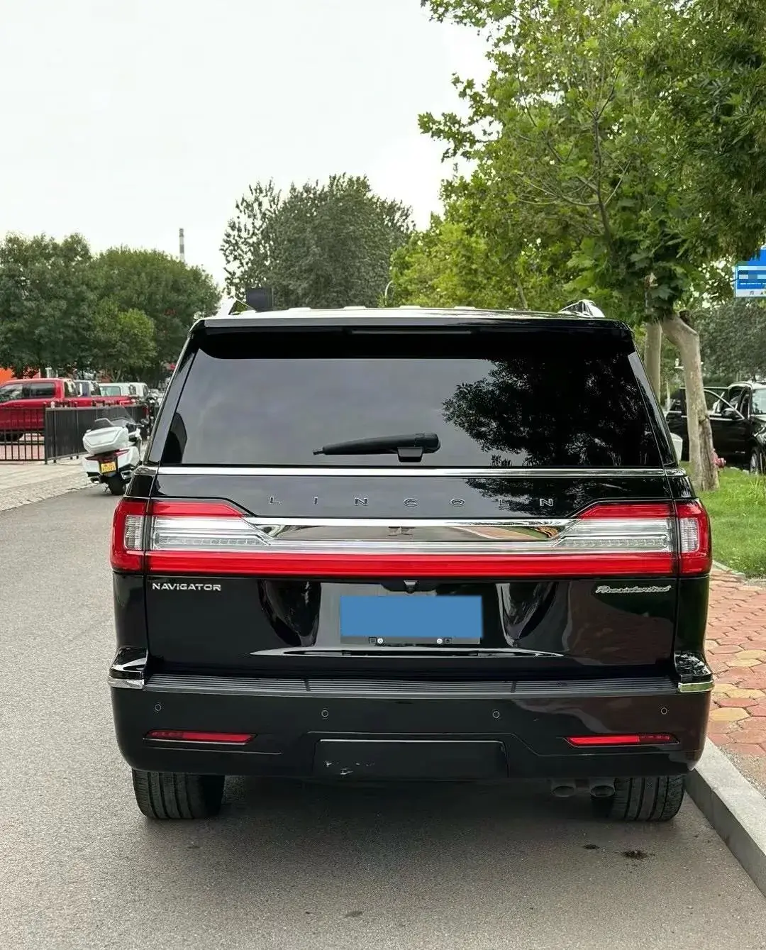 2020 LINCOLN NAVIGATOR thumbnail 4