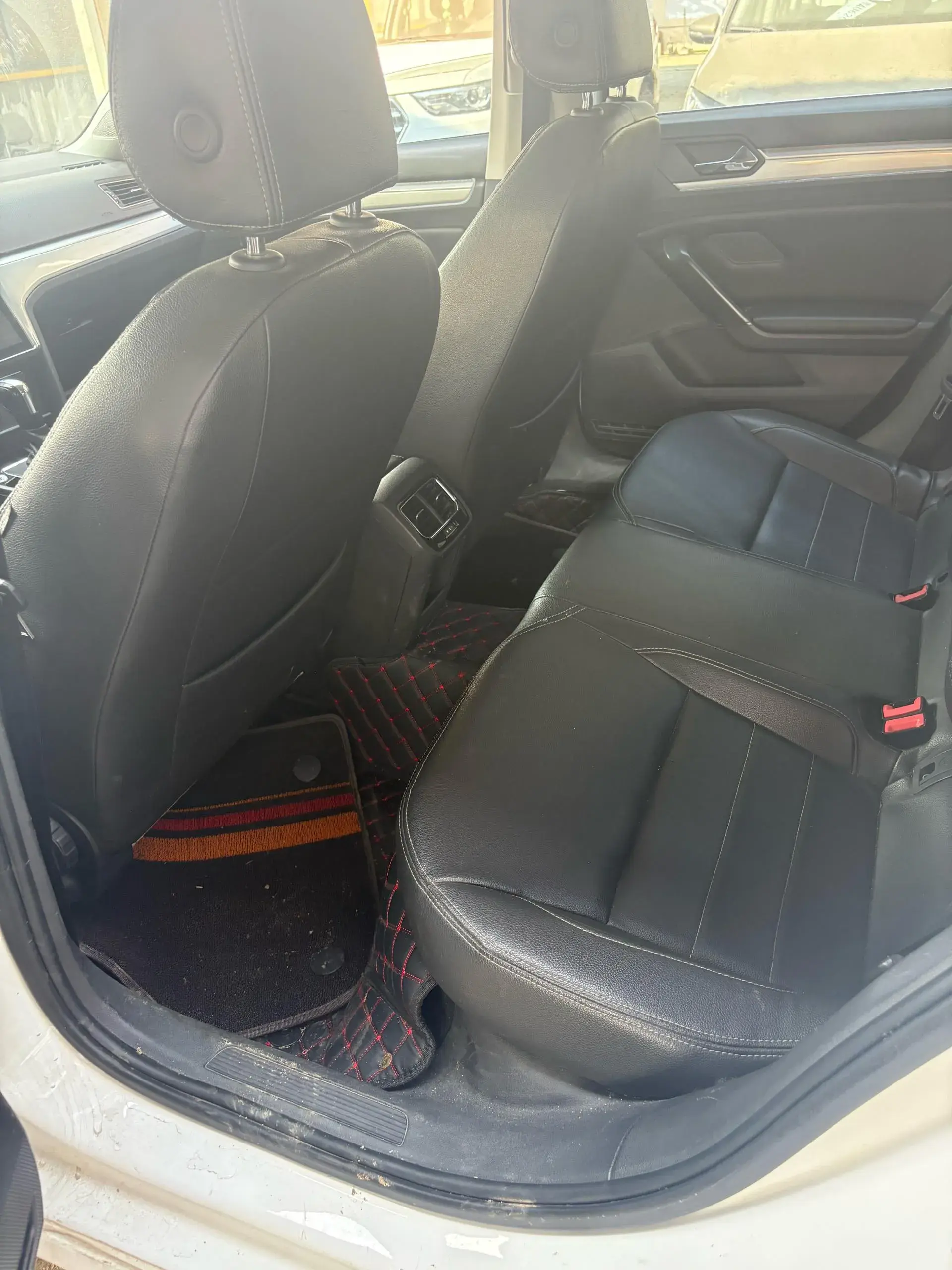 2018 VOLKSWAGEN LAMANDO thumbnail 4