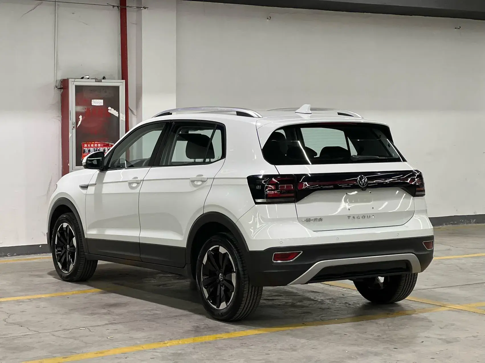 2021 VOLKSWAGEN TACQUA thumbnail 4