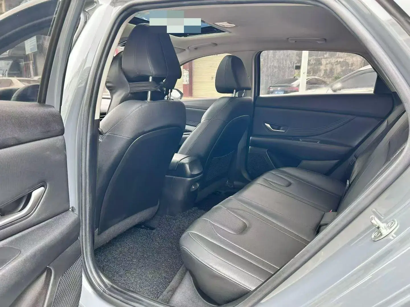 2021 HYUNDAI ELANTRA thumbnail 4