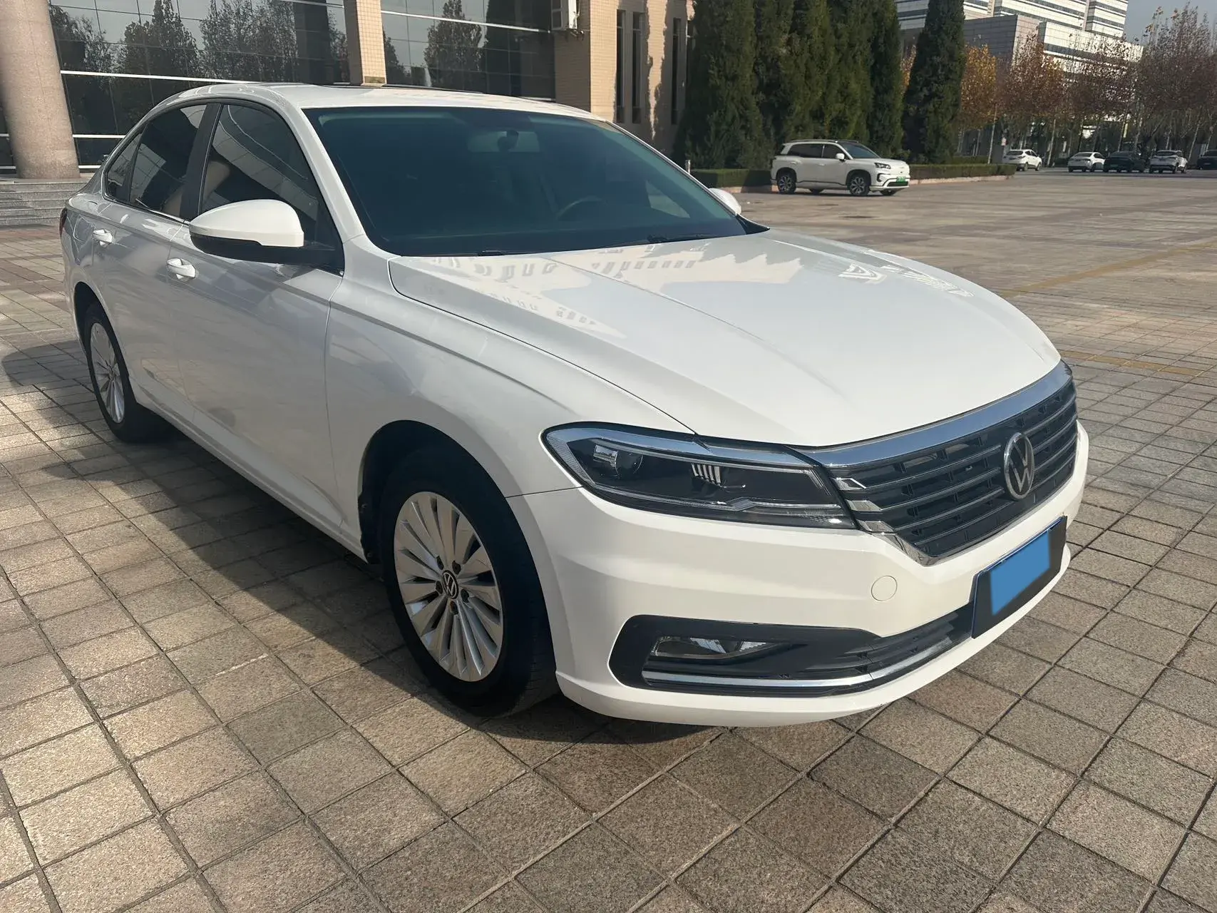 2021 VOLKSWAGEN LAVIDA thumbnail 3