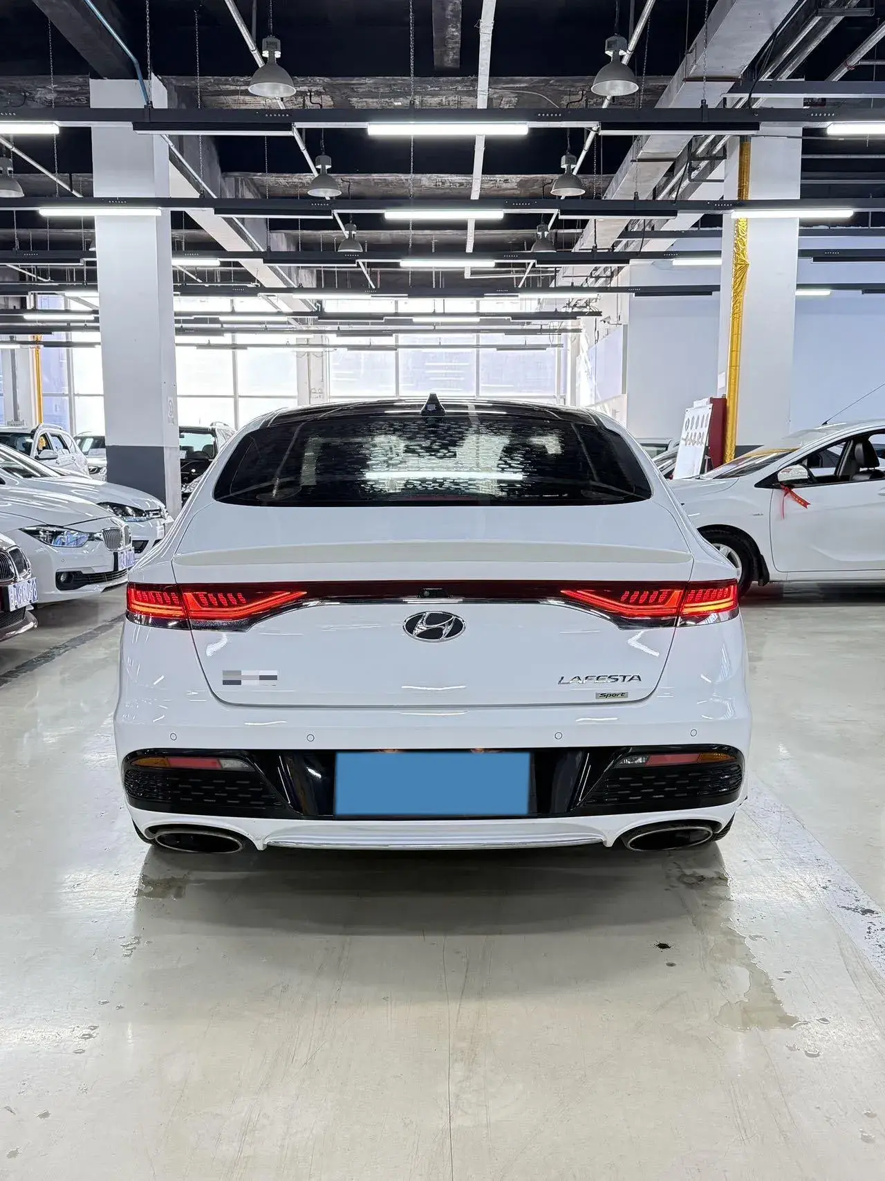 2019 HYUNDAI LA thumbnail 4