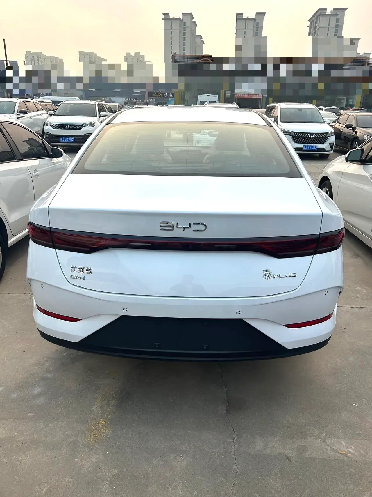 2024 BYD QIN thumbnail 4