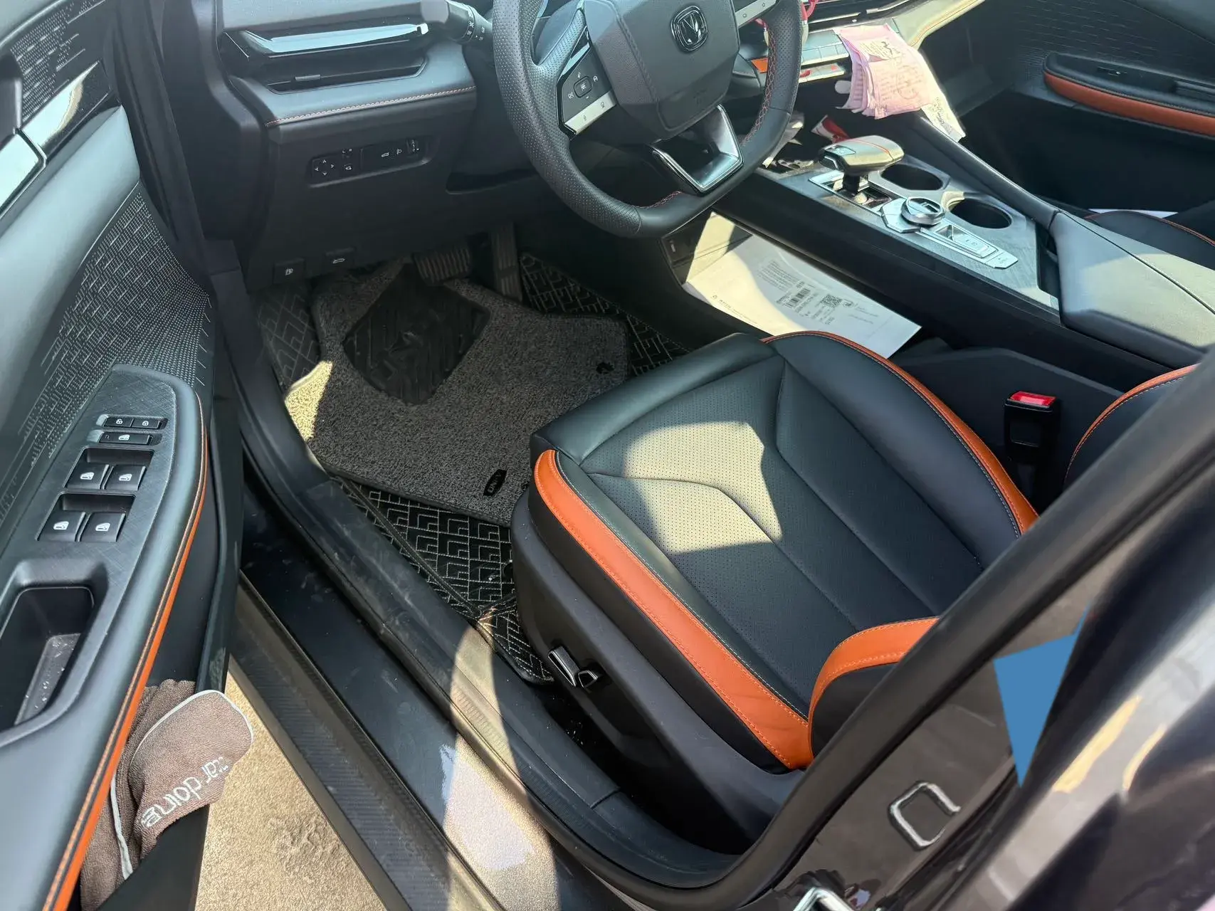 2023 CHANGAN UNI-V thumbnail 4