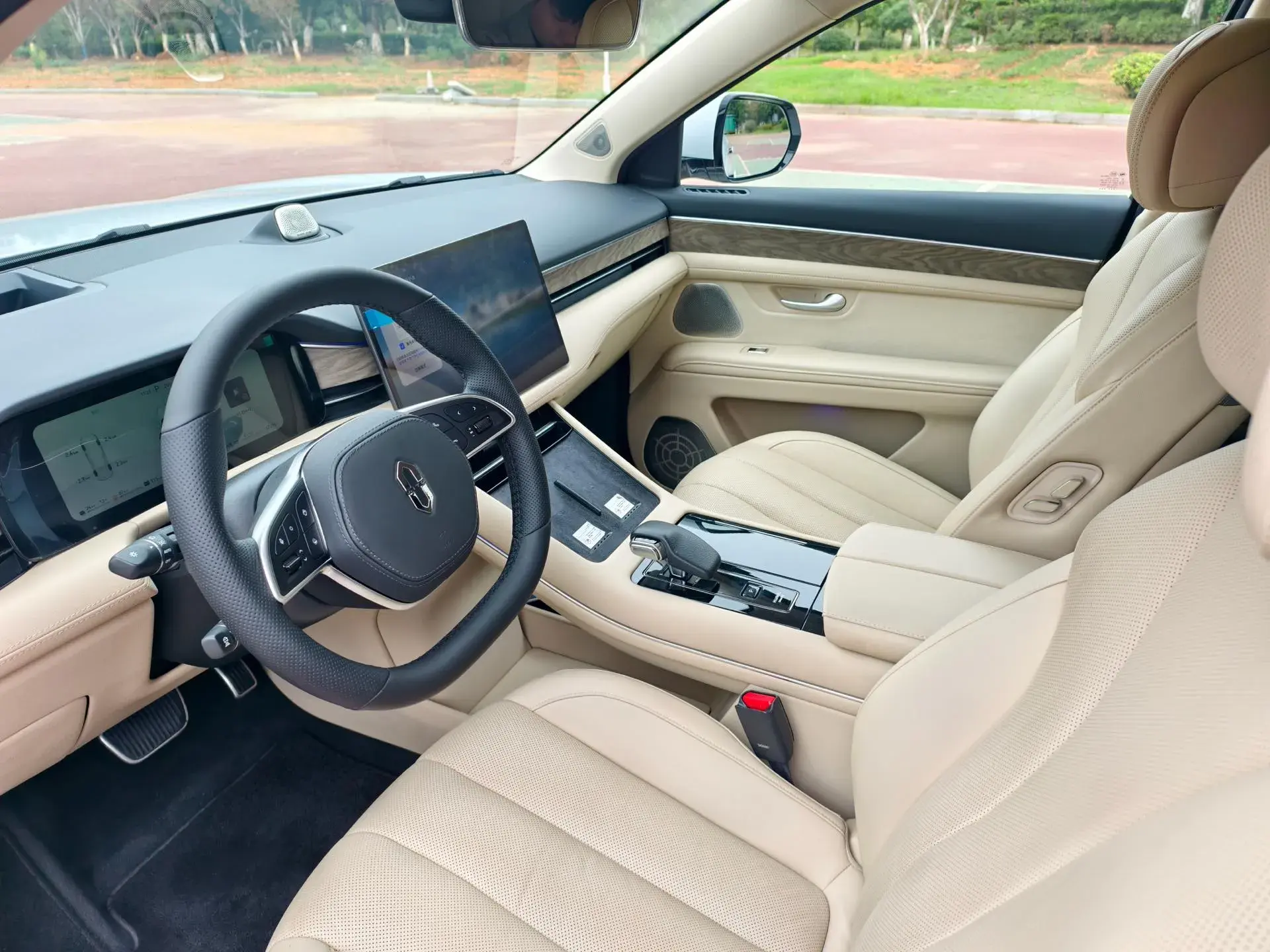 2022 AITO AITO thumbnail 4