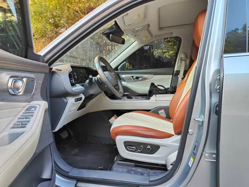 2022 GAC TRUMPCHI thumbnail 4