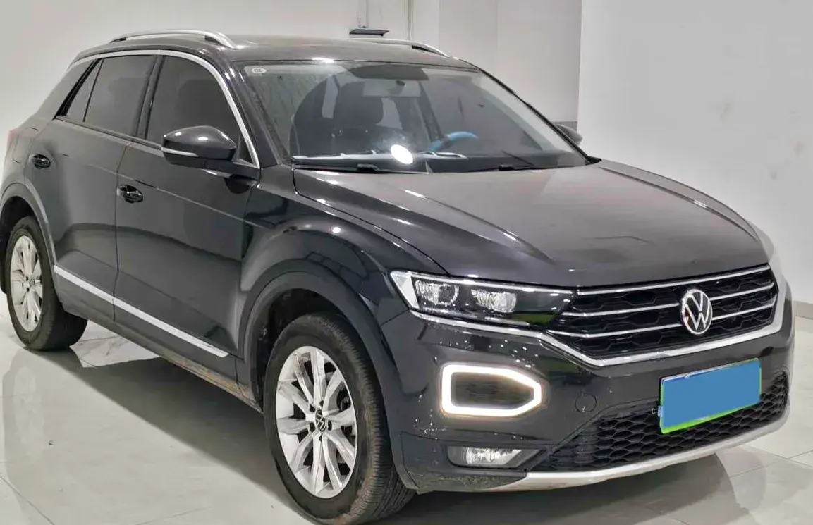 2022 VOLKSWAGEN T-ROC thumbnail 2