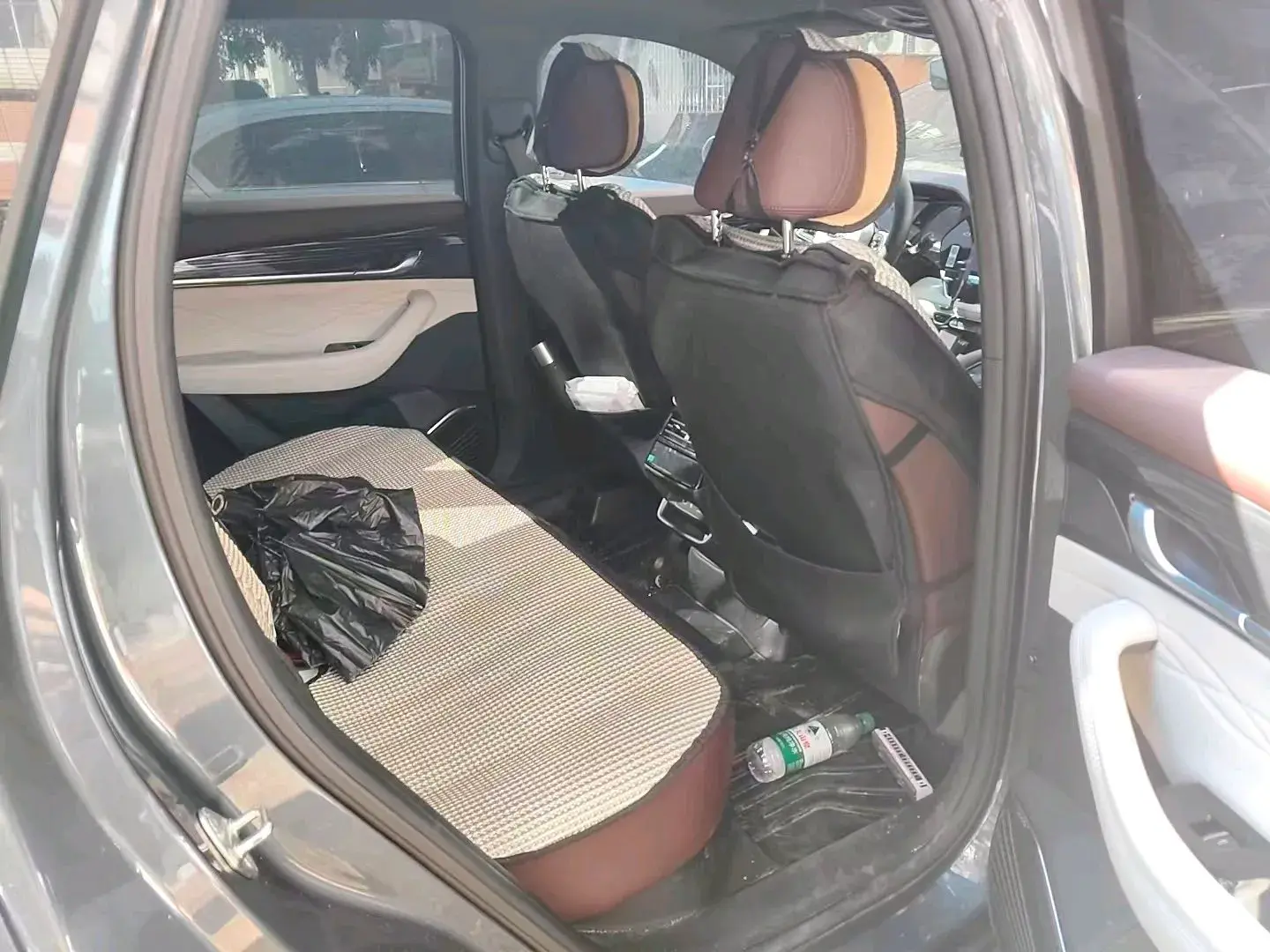 2021 GEELY MONJARO thumbnail 4