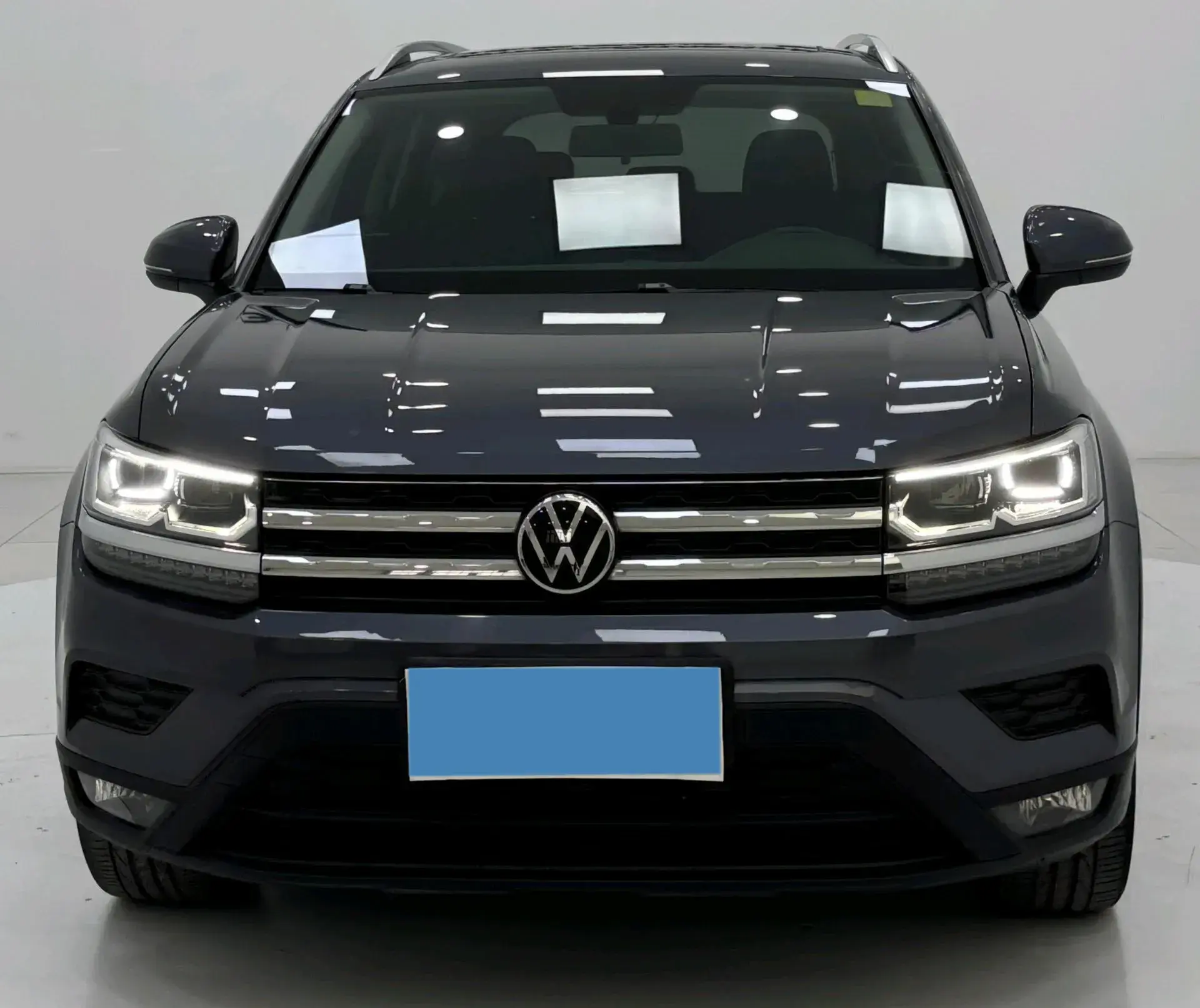 2021 VOLKSWAGEN THARU thumbnail 2