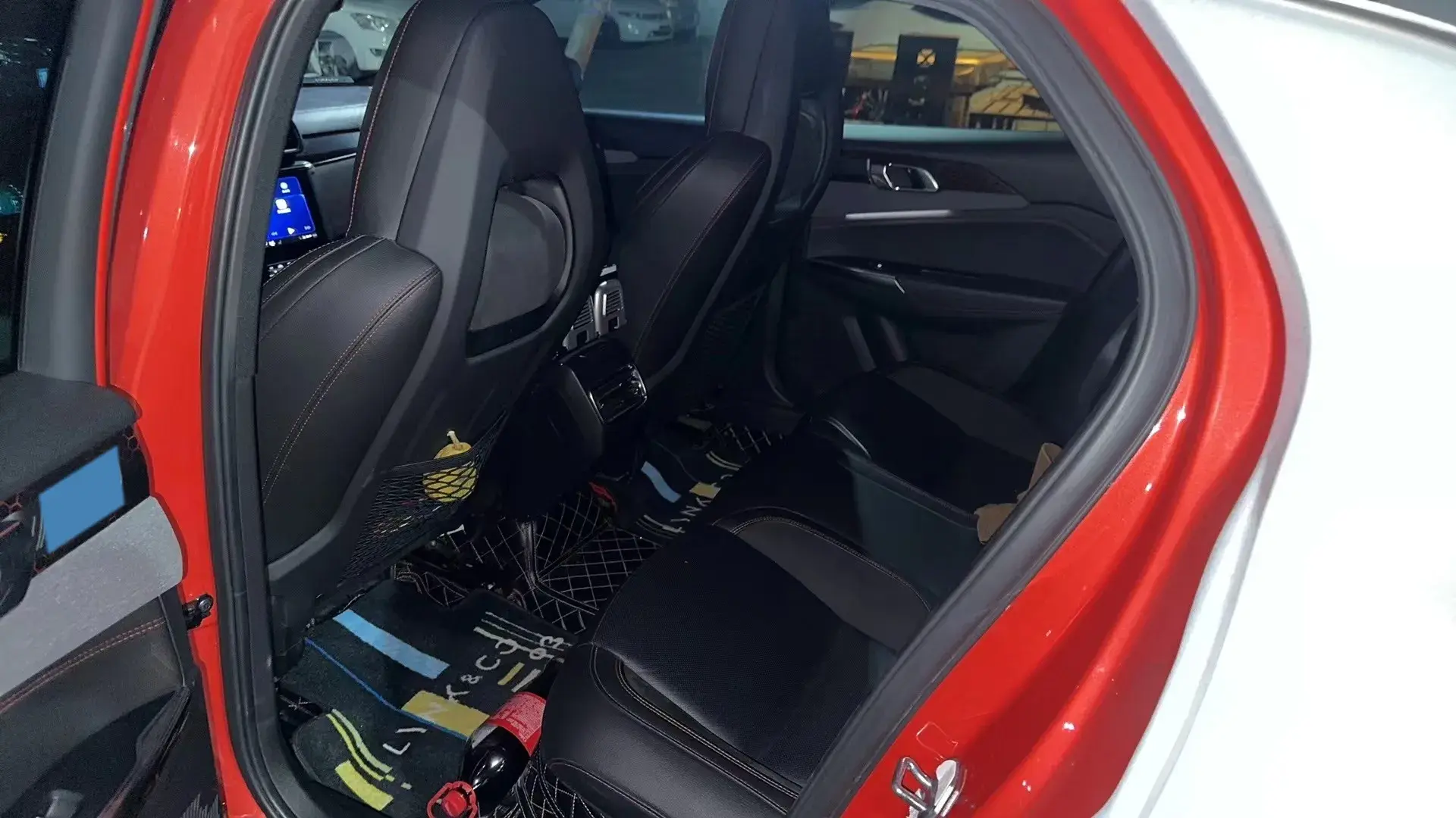 2021 LYNK&CO 03 thumbnail 4