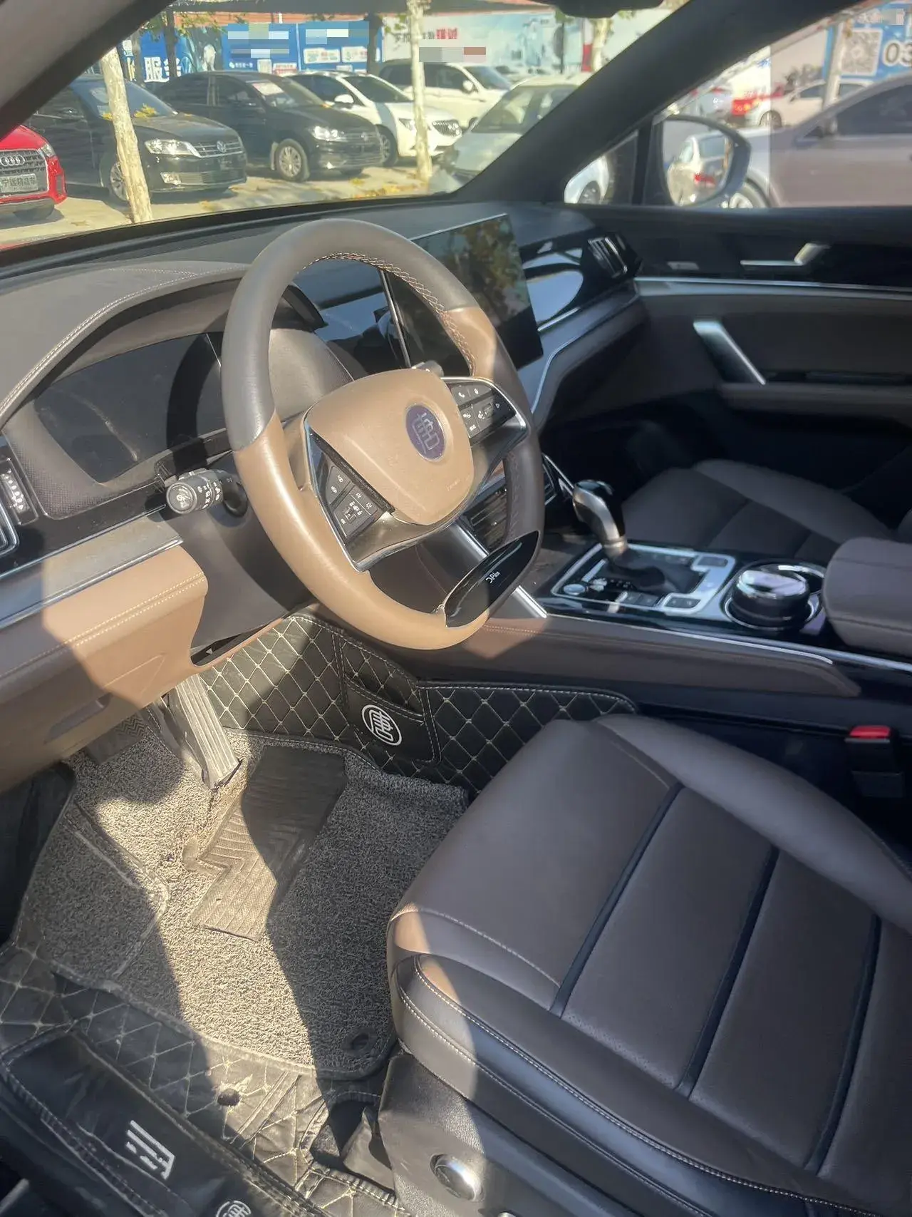 2021 BYD TANG thumbnail 3