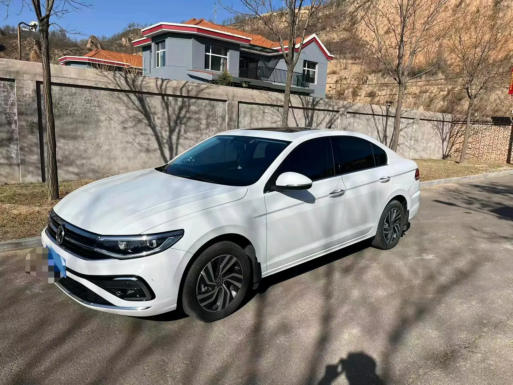 2023 VOLKSWAGEN BORA view 1