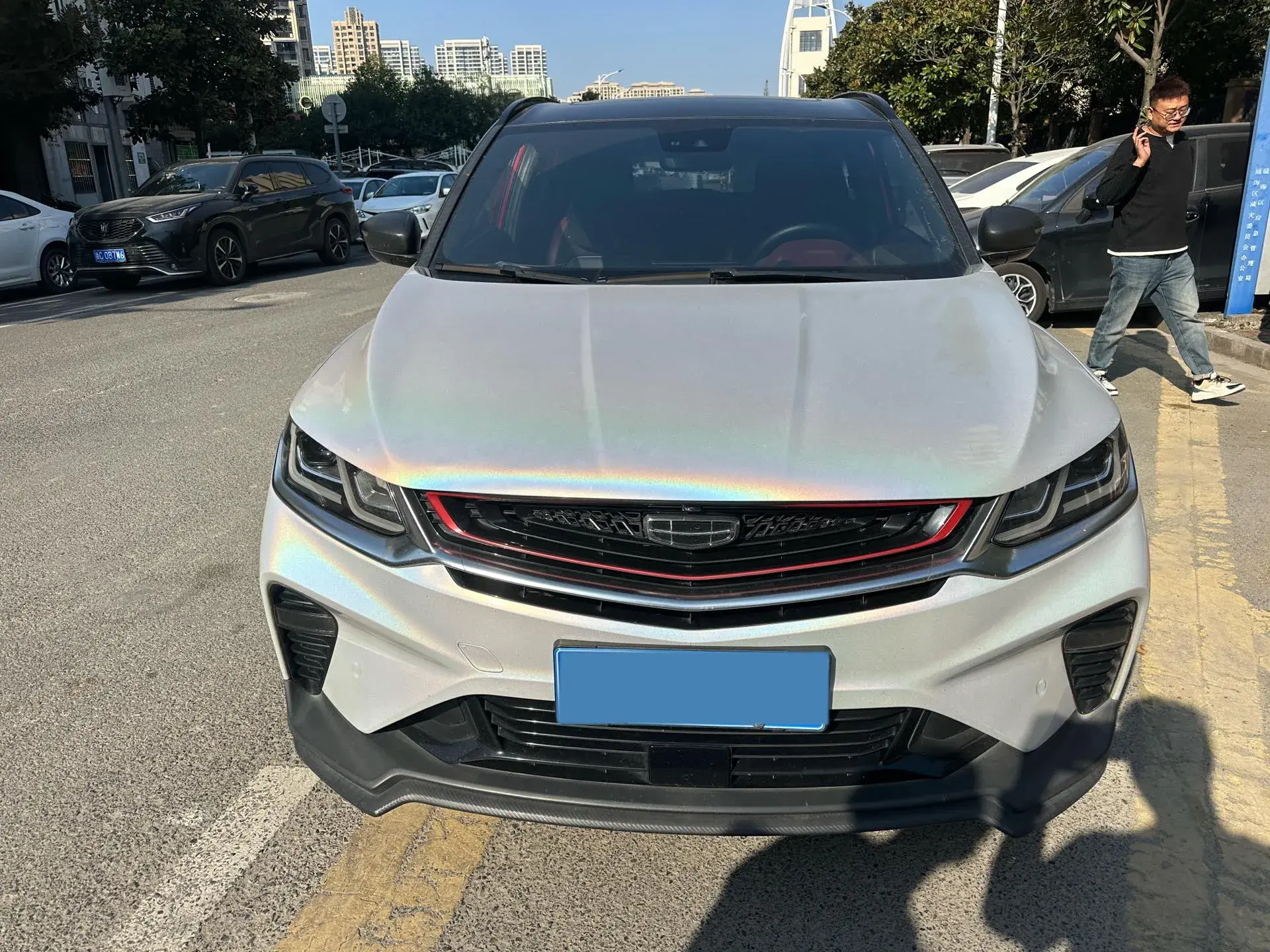 2019 GEELY COOLRAY thumbnail 2